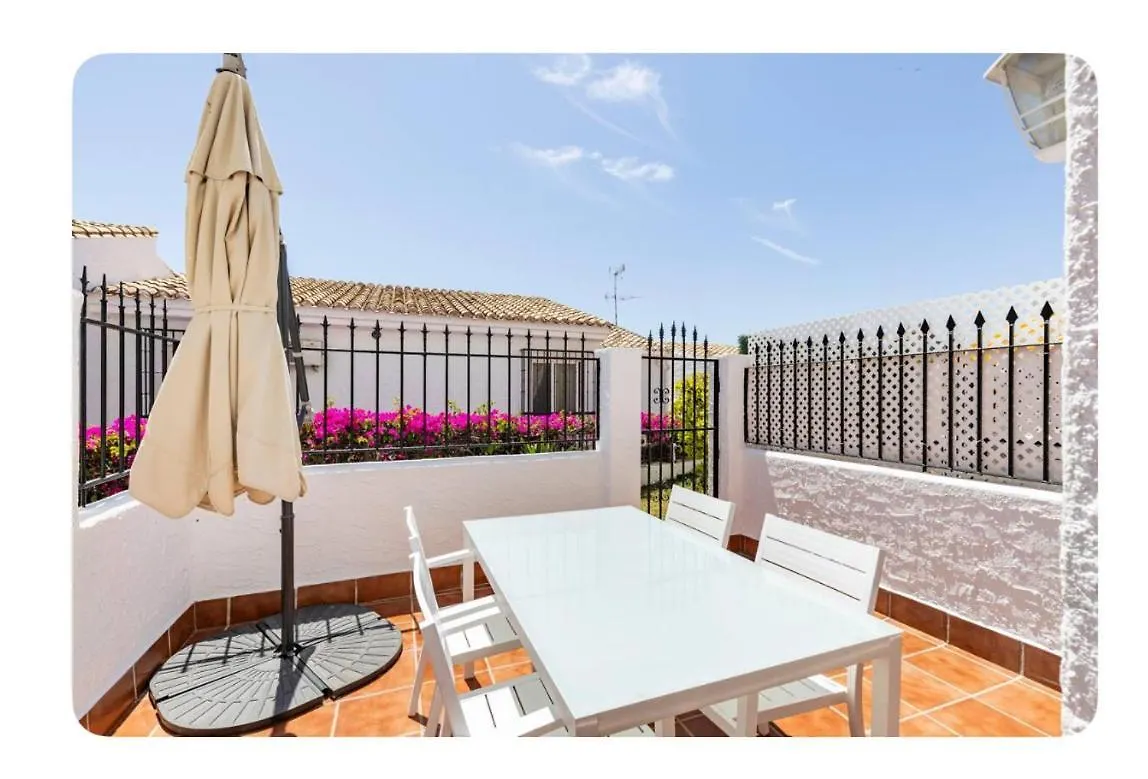Сasa de vacaciones Villa La Casa En La Carihuela Playa A 3 Minutos A Pie Torremolinos
